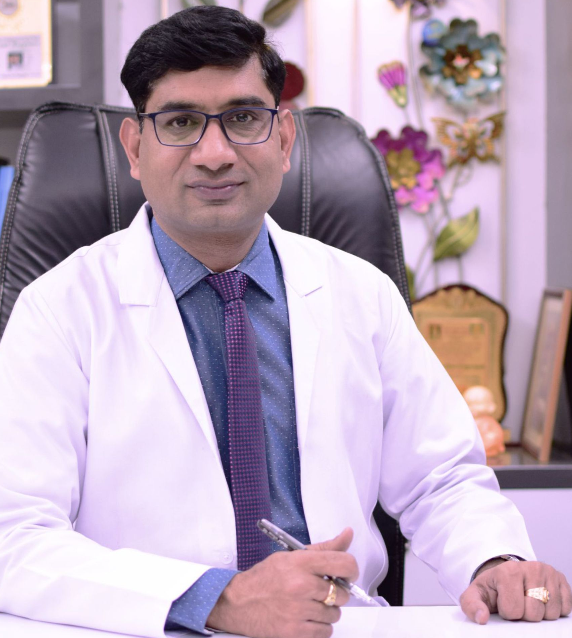 डॉ. अनिल गुप्ता – Director SGV Eye Hospital, Founder PHZ